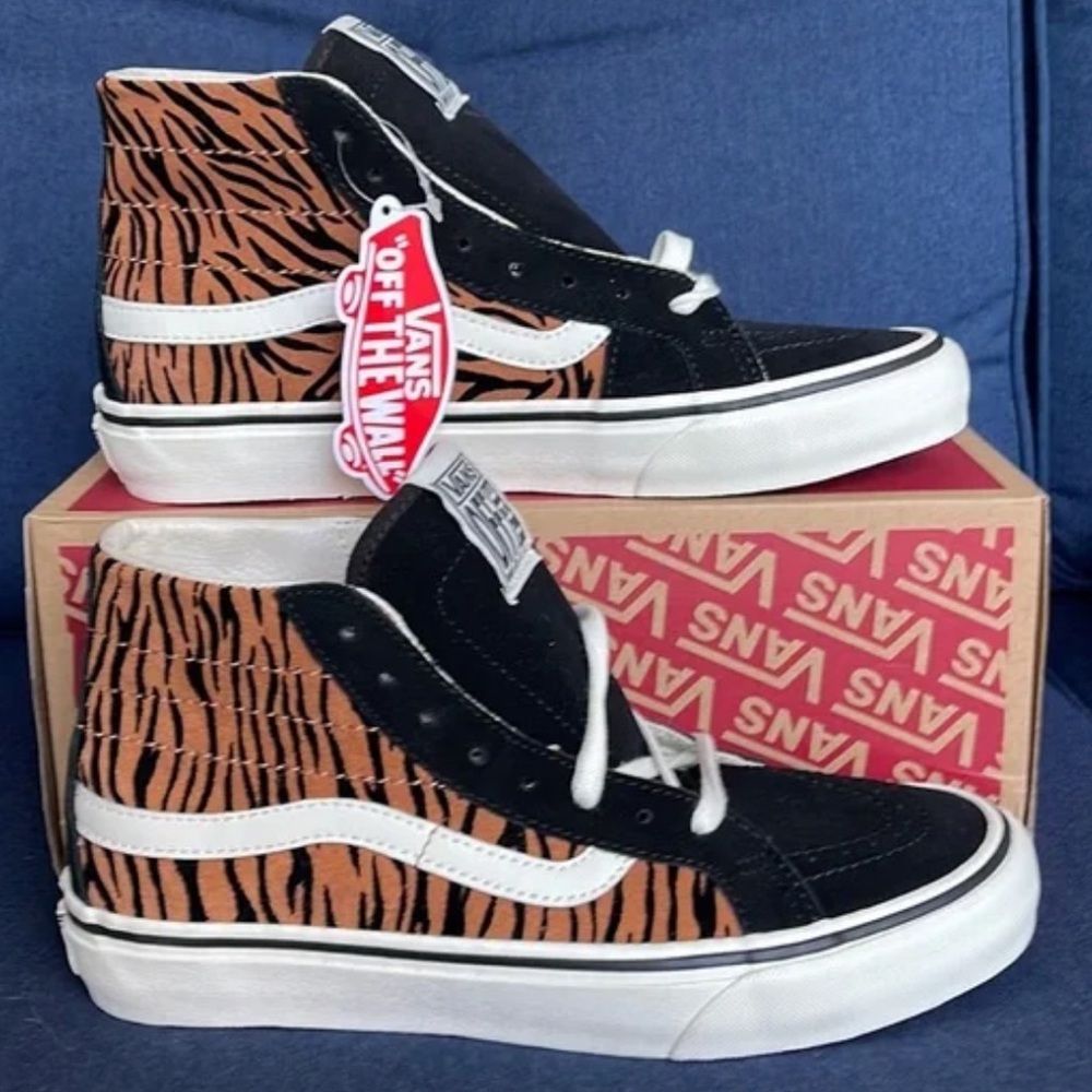 Vans Sk8-Hi Decon S Tiger Stripe High Top Sneakers - woman’s 8.5